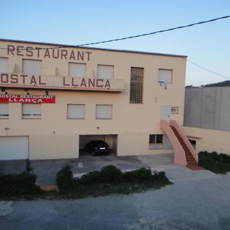 Pensio Restaurant Llanca Hotel Exterior photo