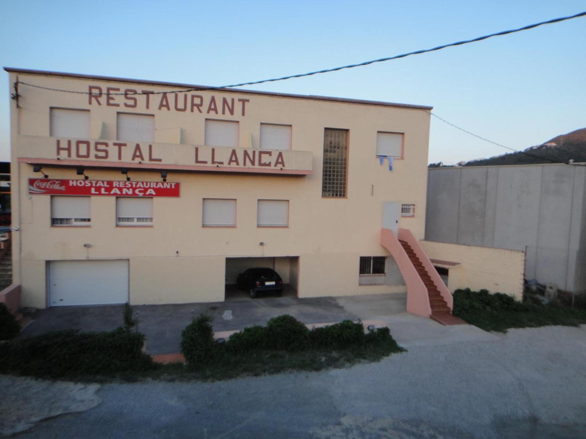 Pensio Restaurant Llanca Hotel Exterior photo